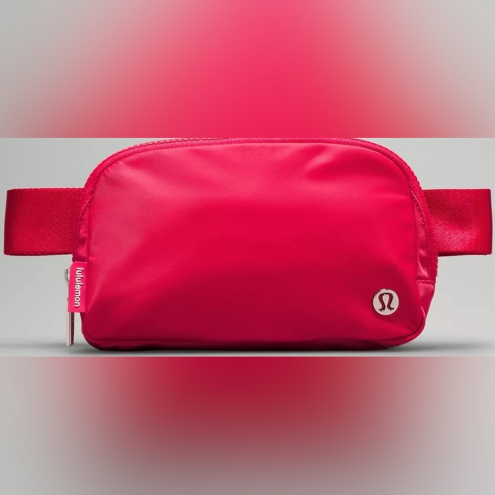 Lululemon Cherry Mist 1L Everywhere Adjustable Belt Bag New in package